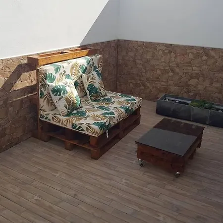 Costa Rica 2 * Puerto del Carmen (Lanzarote)